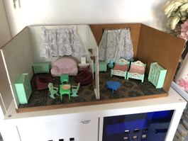 Alte Puppenstube Babystube Puppenhaus Möbel Spielsachen Deko