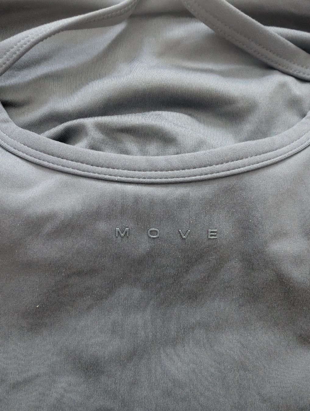H&M Tops: H&M Move SoftMove Sporttop Gr. L Anthrazit – Neuf (Voir description) à Lufingen par Kappi90 2