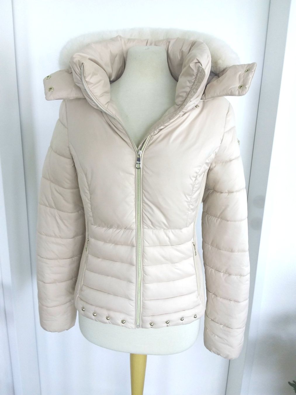 Guess Giacche: GUESS elegante Windjacke, Gr L – Nuovo (secondo la descrizione) da Uitikon Waldegg venduto da Risibisi7