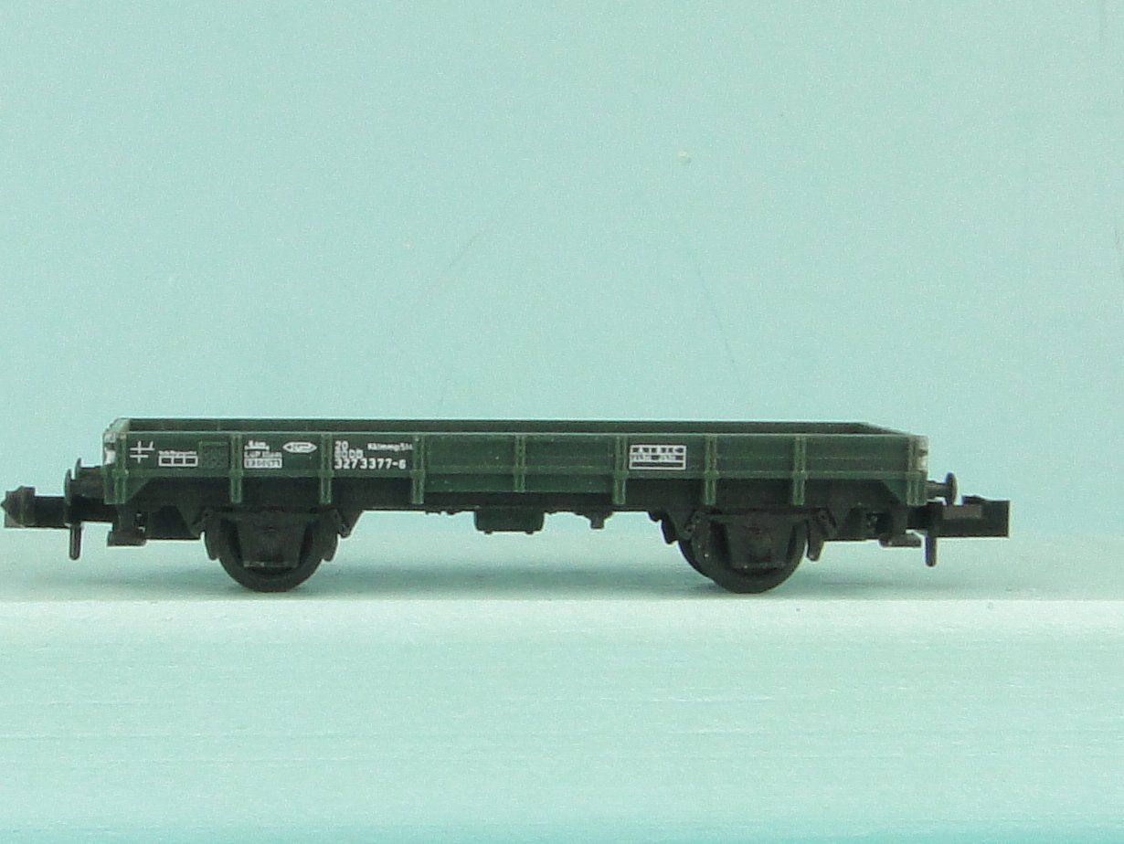 Trix Modellini di ferrovie: Minitrix Spur N 2 X Güterwagen – Usato da Bülach venduto da cann11 2