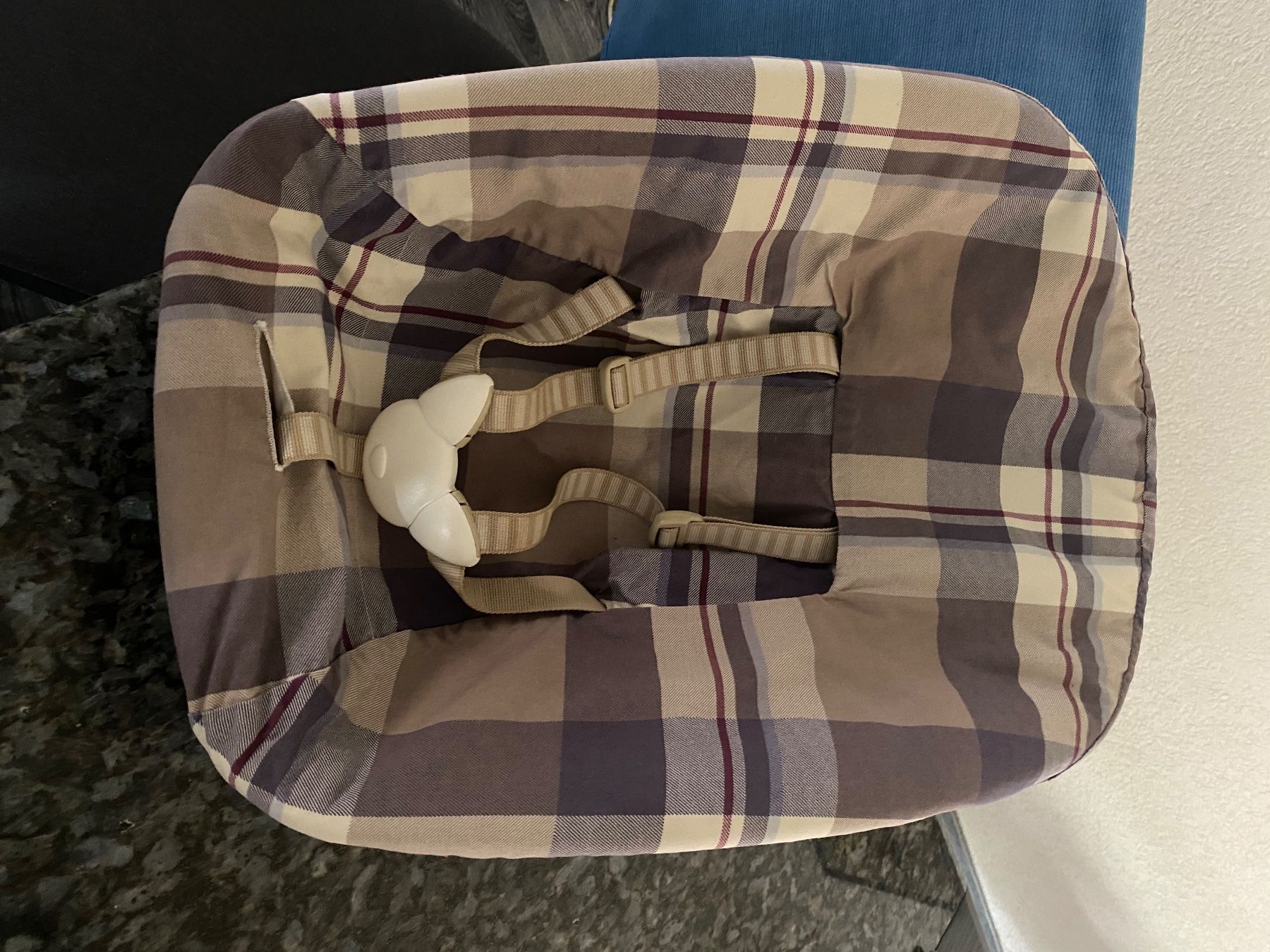 Stokke Seggioloni: Babyschale/NewBorn Set Stokke Tripp Trapp – Usato da Allenwinden venduto da Obalu 2