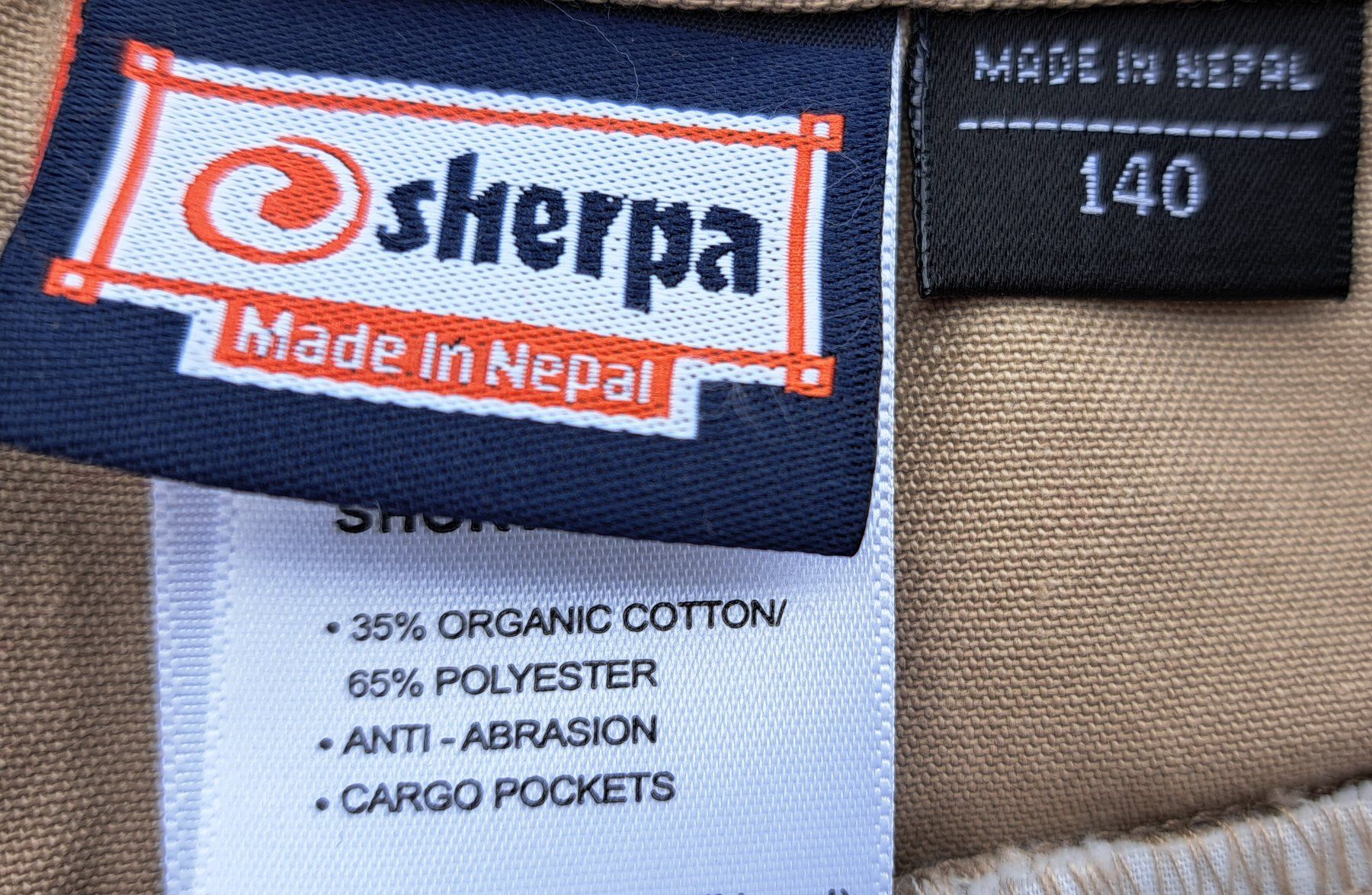 Sherpa Pantaloni: Neue Sherpa Shorts Bermudas Gr. 140 – Nuovo e nell'imballaggio originale da Gysenstein venduto da joshuas81 3