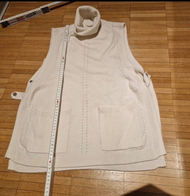 Gilets: Max&Moi Merino Rollkragen/ Pullunder – Neuf (Voir description) à Oberwil BL par Stellochkas