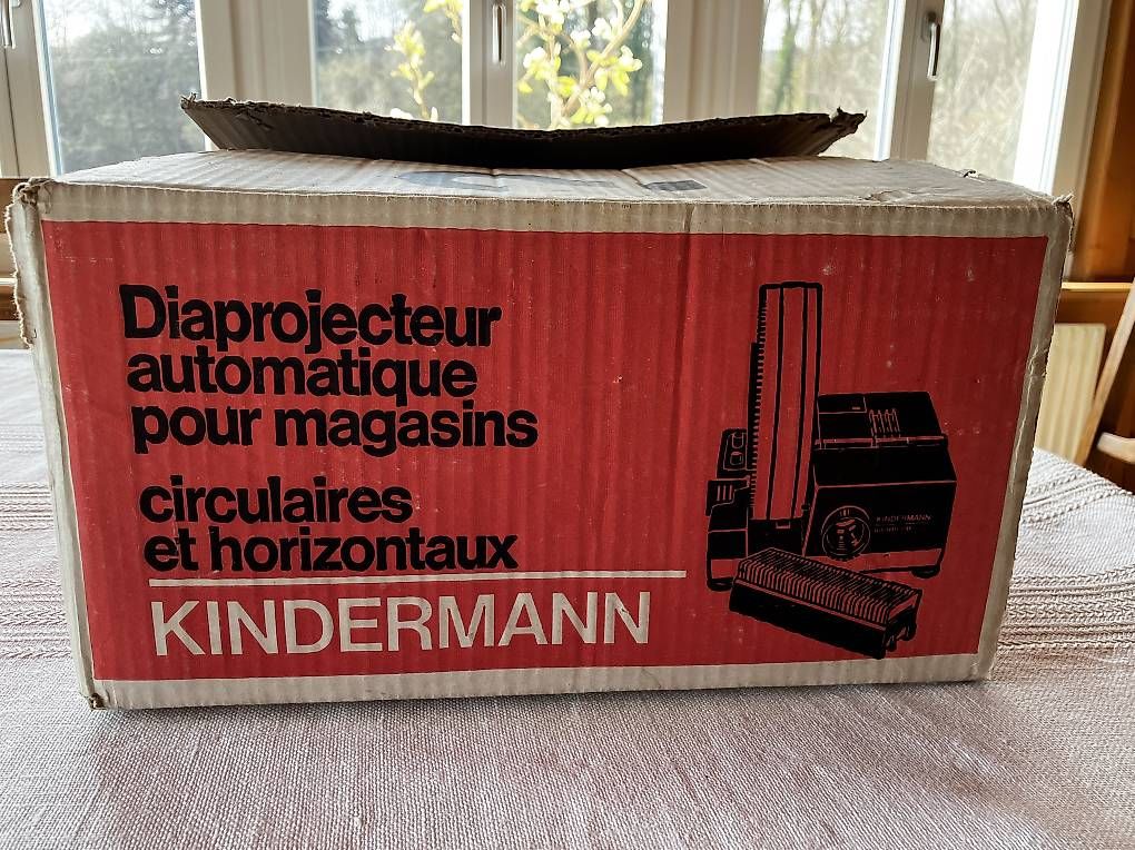 Vidéoprojecteurs: Diaprojektor Kindermann – D'occasion à Hinteregg par dom_wk6f 4