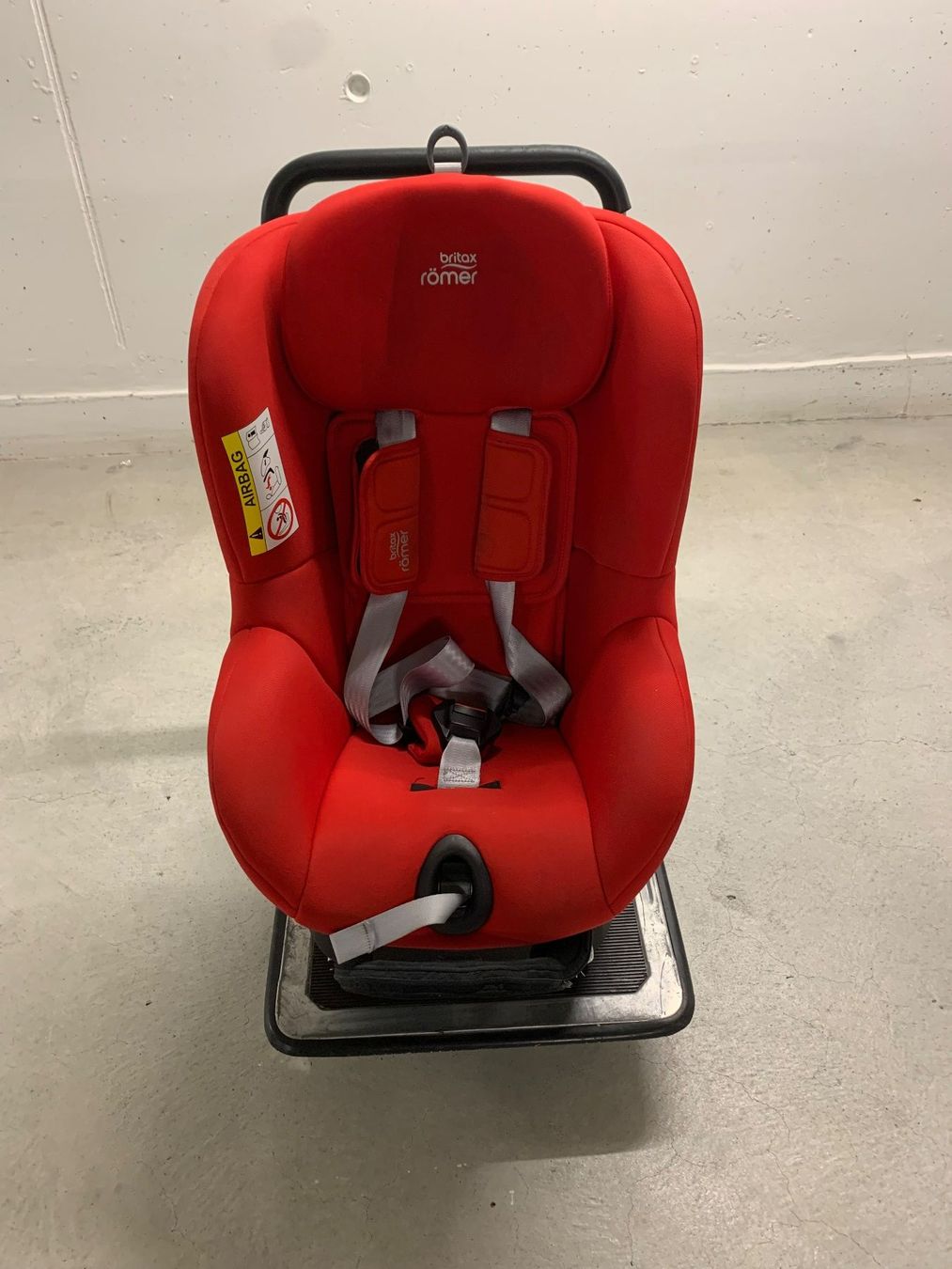 Britax Römer Auto-Kindersitze: Kinder-Autositz Britax Römer Dualfix2 R – Gebraucht aus Bülach von Loredana13 1