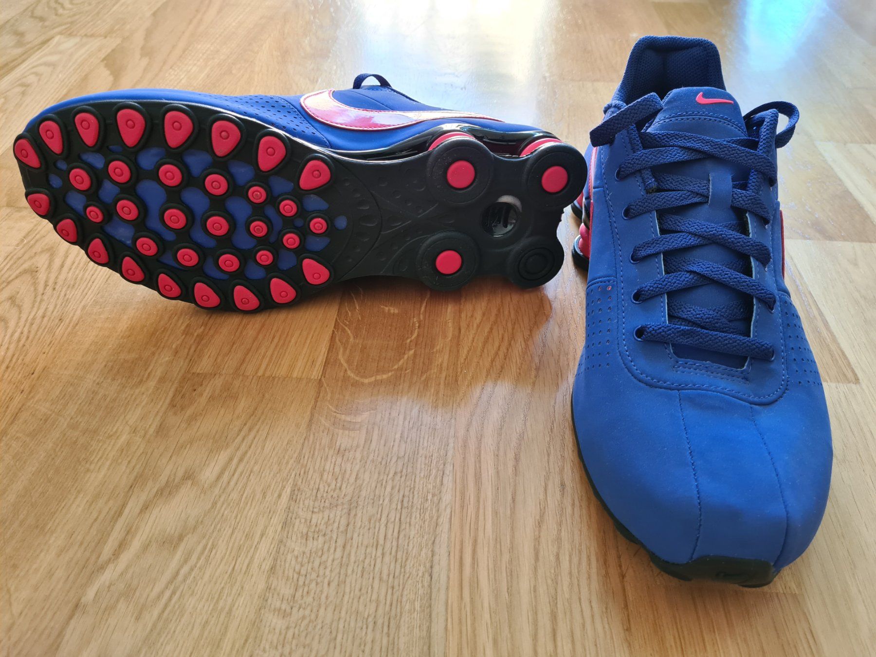 Nike Scarpe da uomo: Nike Shox UltraMarine Siren Red – Nuovo (secondo la descrizione) da Oberwil BL venduto da Spieltopia 4