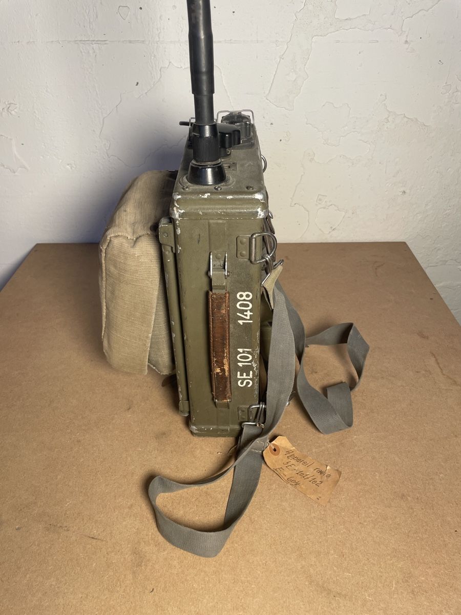 Radios: Schweizer Armee - Radio SE-101/102 E-604 – Defekt aus Fribourg von JohnB4 2