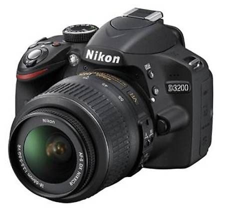 Fotocamera: Nikon D3200 mit Objektiv – Usato da Aarau venduto da gurnigel65