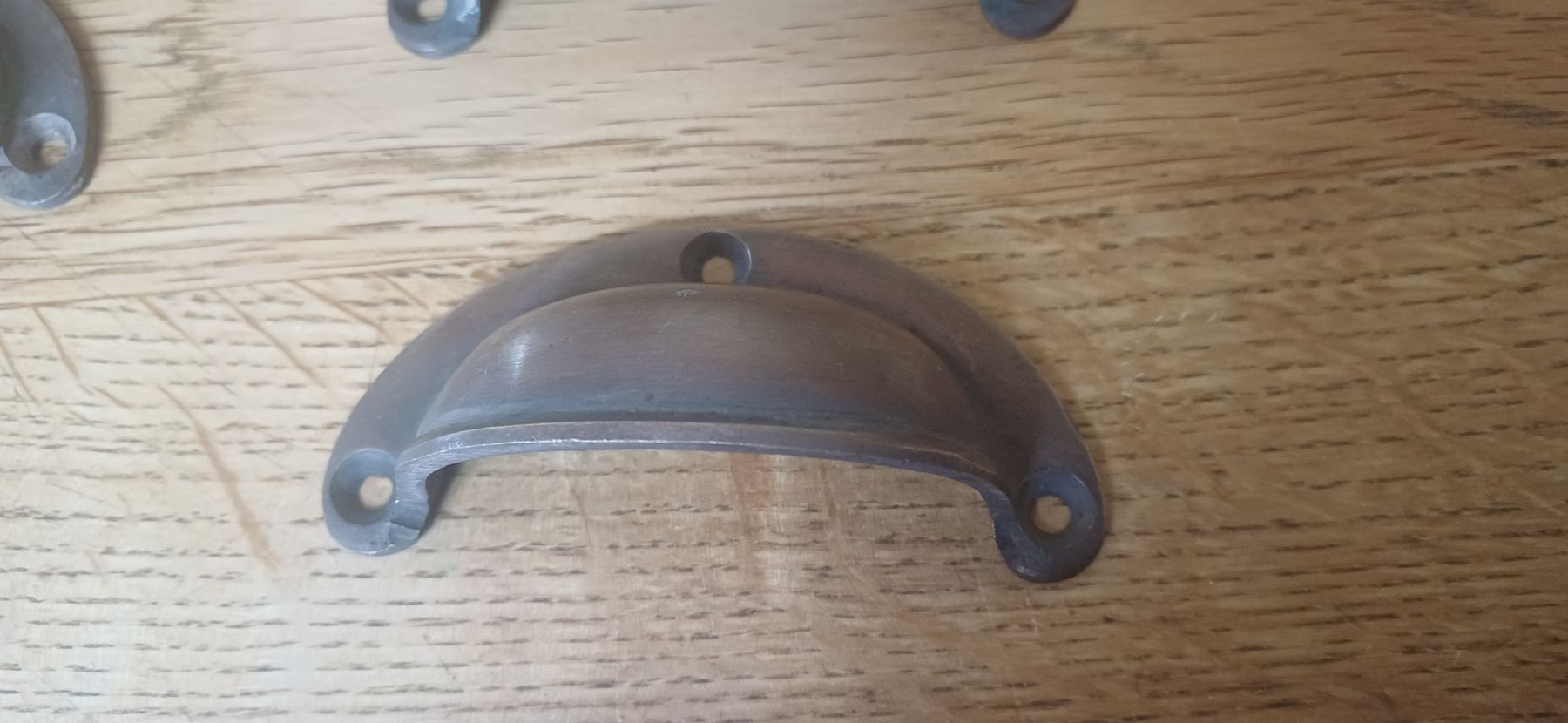 Eisenwaren: 12 Muschelgriffe Messing Gegossen – Gebraucht aus Flawil von Pinkmalibu 5