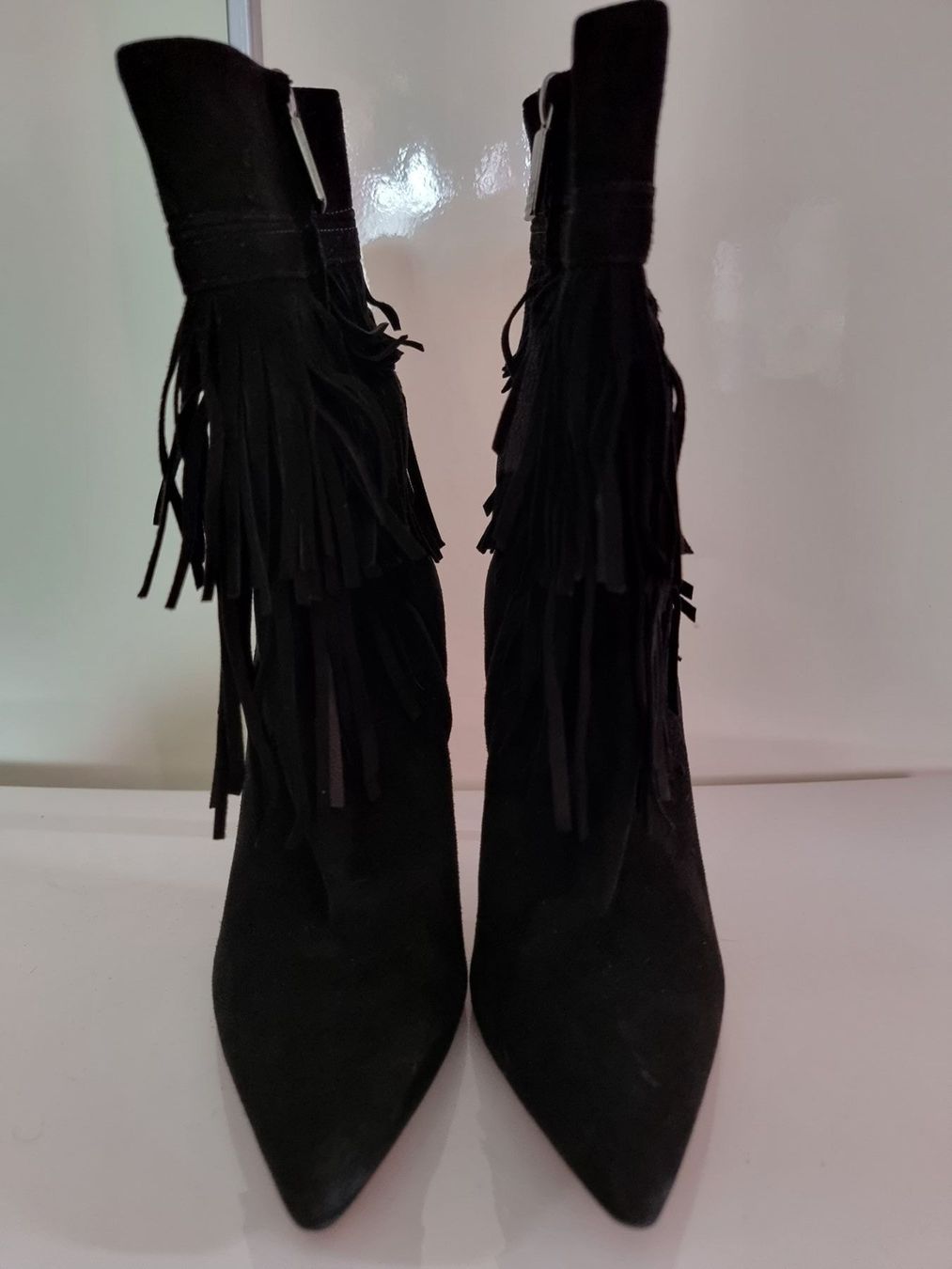 Navyboot Scarpe da donna: Bottine Navyboot en daim noir pointure 36 neuve – Nuovo (secondo la descrizione) da lausanne venduto da mariamimib 1