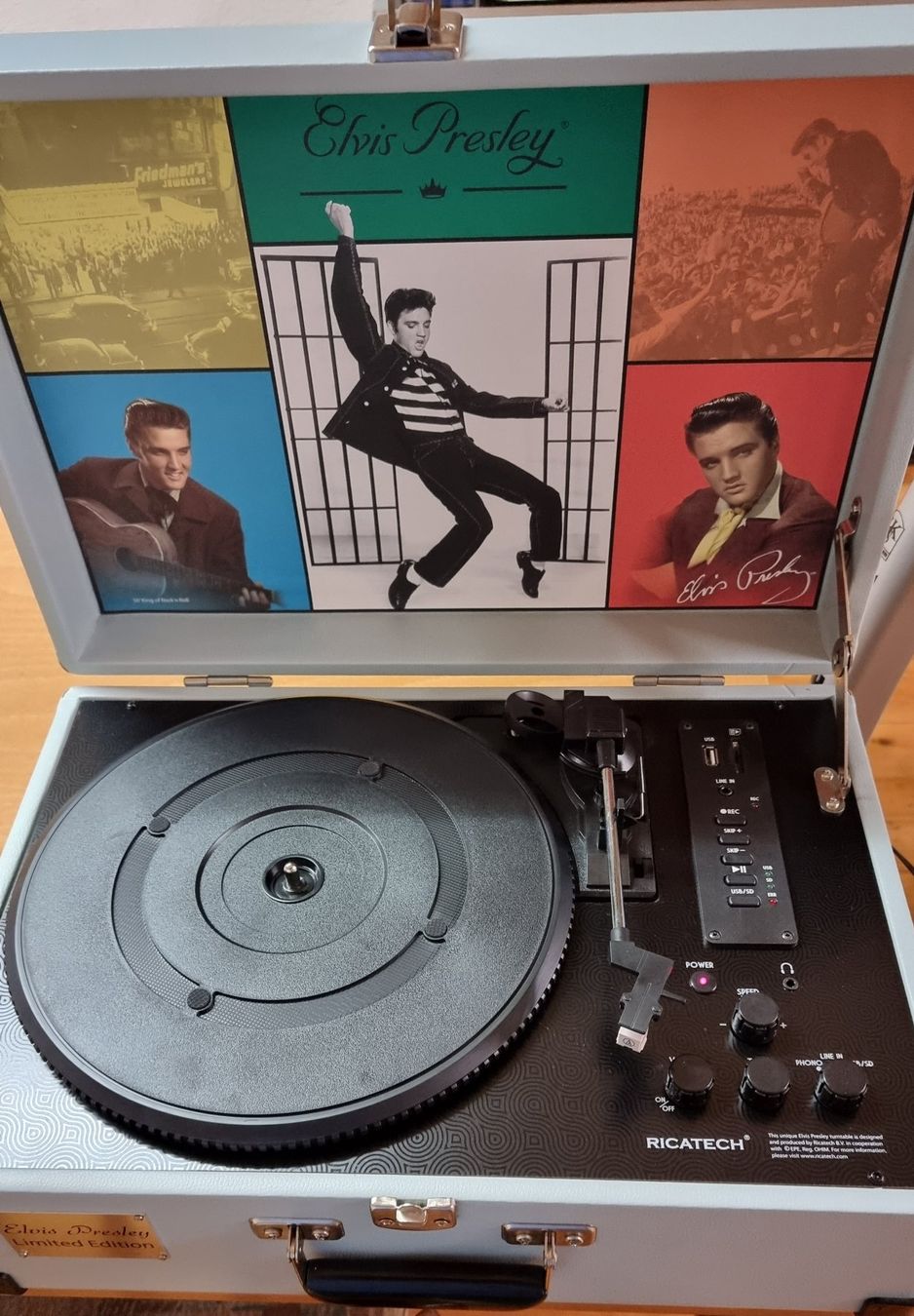 Plattenspieler: Elvis Presley  Plattenspieler – Gebraucht aus Zürich von pf3