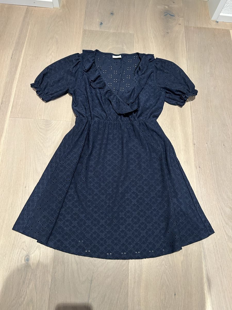 Vila Vestiti: Kleid blau dunkelblau Vila Gr. L – Usato da Zug venduto da Gibbi80