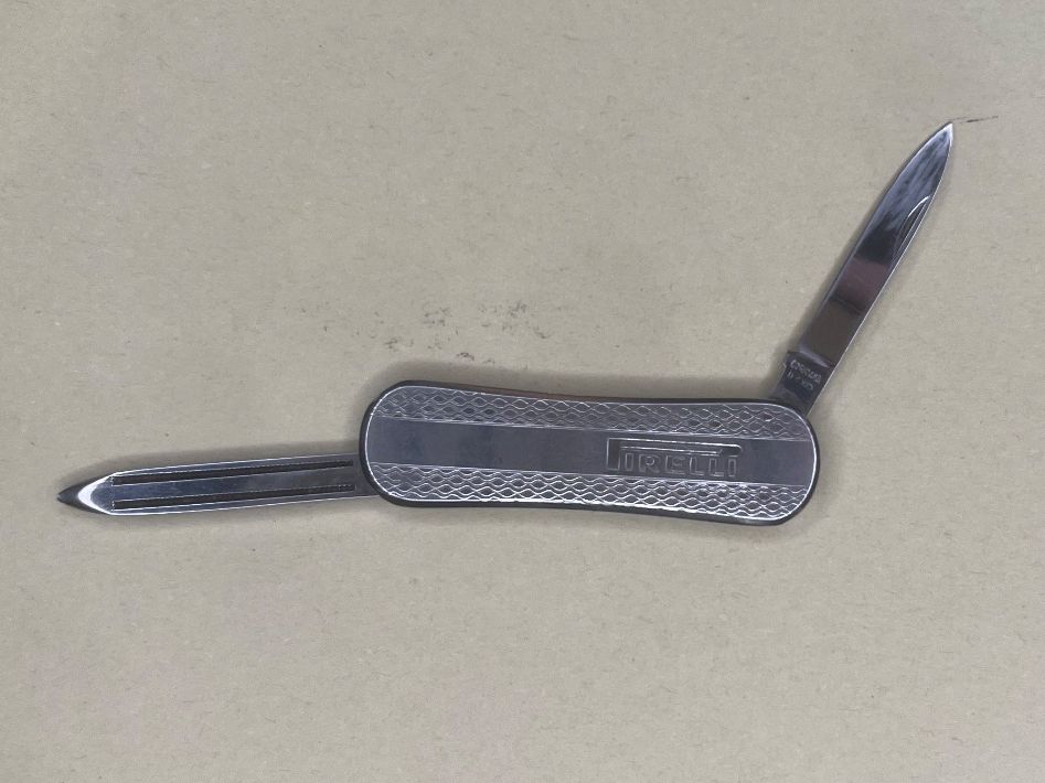 Victorinox Coltelli tascabile: PIRELLI  Werbemesser, klein – Usato da Magden venduto da Hornet2 2