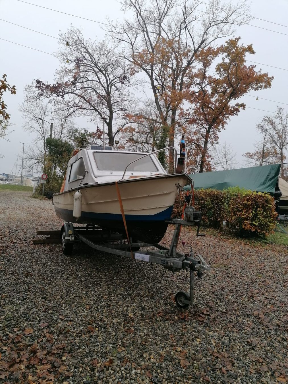 Boote: Kabinen- Motorboot 25 Ps mit Trailer – Gebraucht aus Oberwil i. S. von lenker2 5