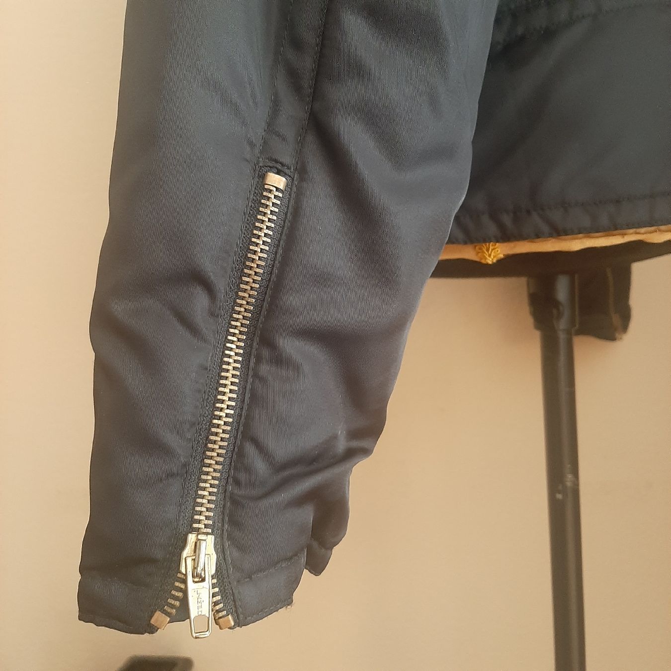 Giacche: Veste bomber Iceberg Disney vintage – Usato da Chêne-Bourg venduto da chsandra34 8