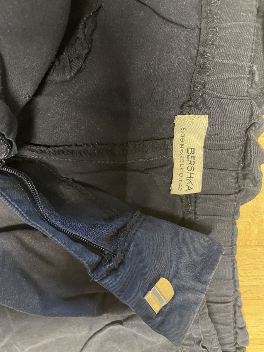 Bershka Pantaloni: Shorts Bershka Grösse 38 – Usato da Winden venduto da gini_bini 1