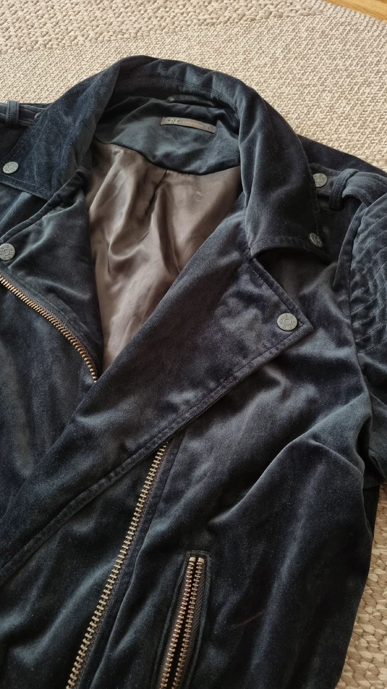 Nile Giacche: Jacke aus Samtstoff dunkelgrün – Nuovo (secondo la descrizione) da St. Gallen venduto da Isabelle1234 1
