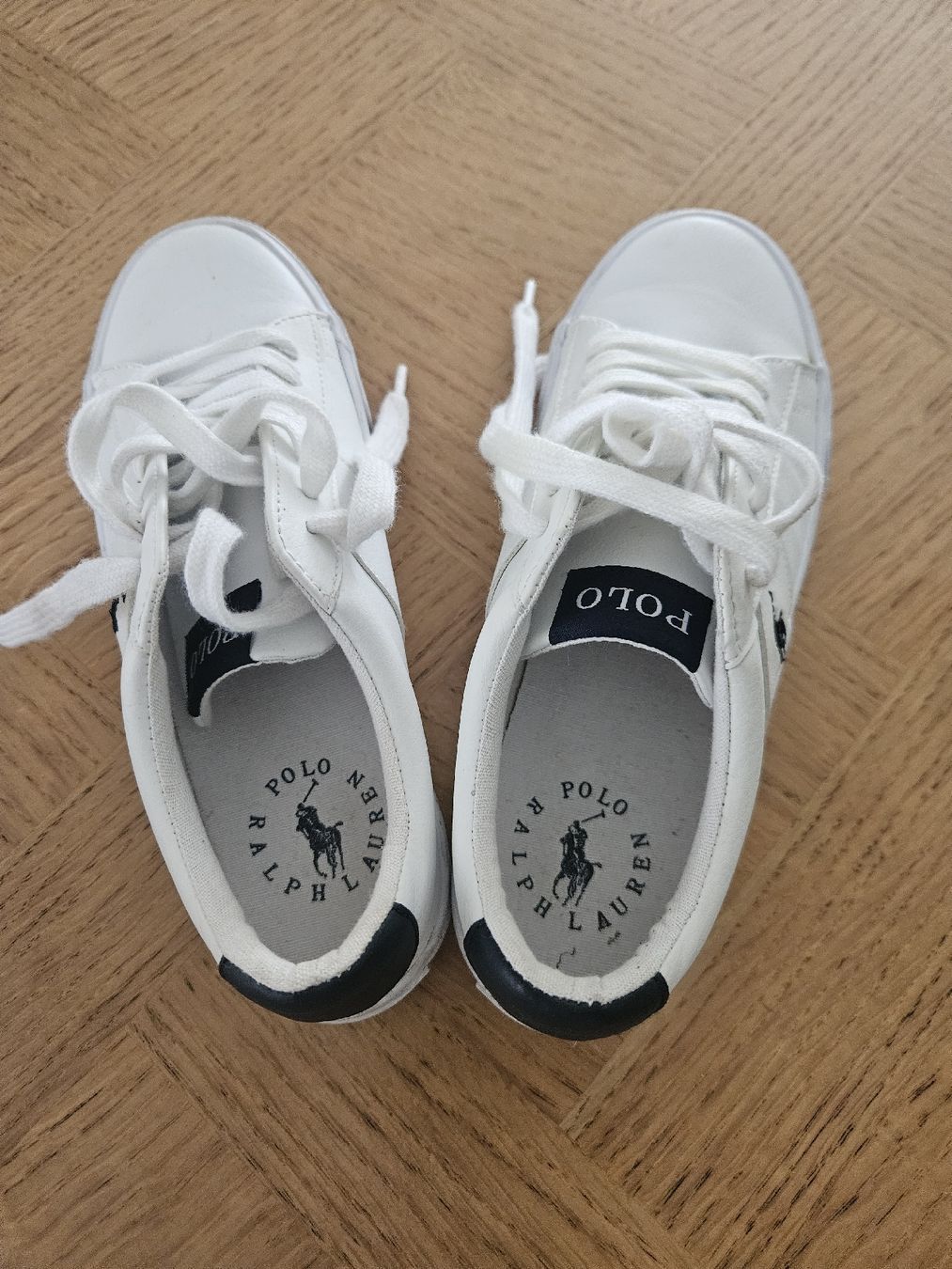 Ralph Lauren Scarpe per ragazzi: baskets – Nuovo (secondo la descrizione) da Chêne-Bourg venduto da gab_7cg8 1