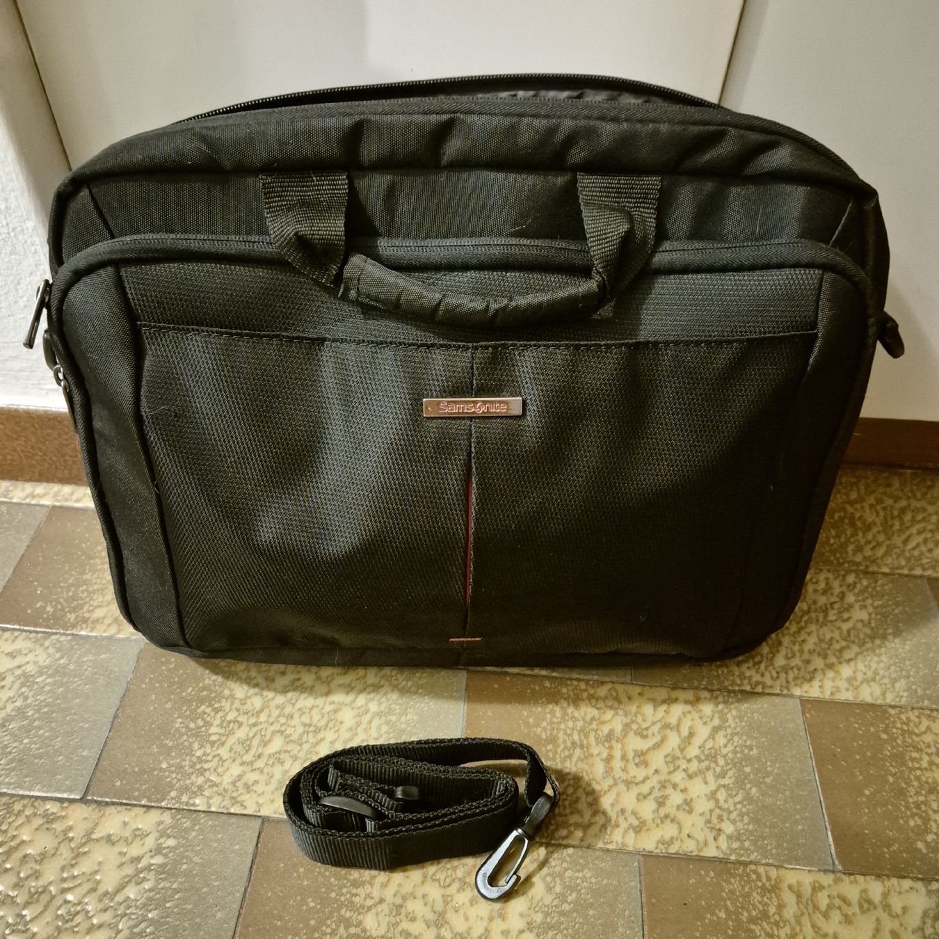 Samsonite Borse: Borsa porta computer Samsonite – Nuovo (secondo la descrizione) da Rancate venduto da sarah357 3