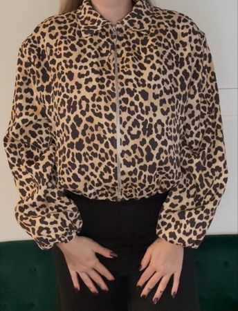 Leoprint Jacke – Grösse M