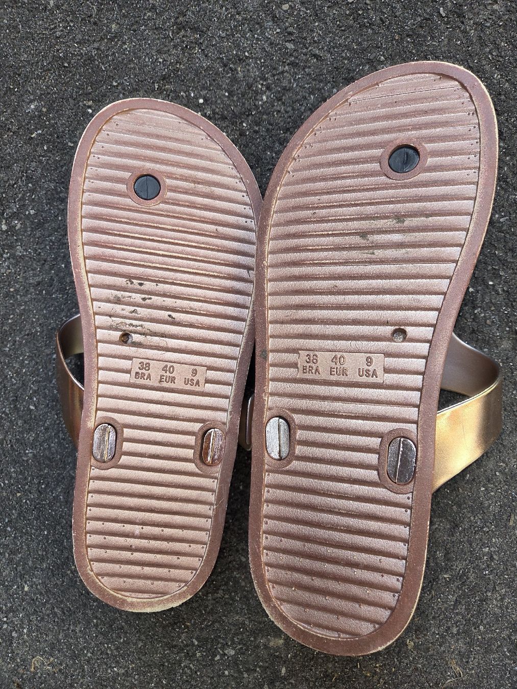 Scarpe da donna: Rose Gold Sandals Size 40  – Usato da Baar venduto da ema_7pkr 2