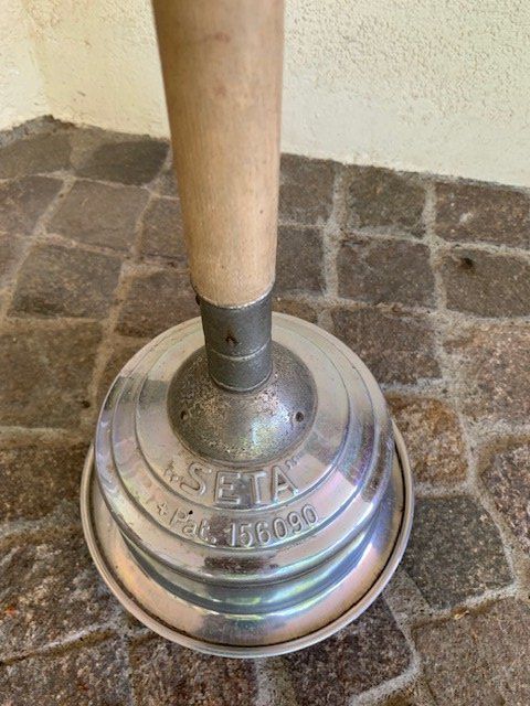 Tutte le decorazioni: Antiker Wäschestampfer – Usato da Zofingen venduto da jhp_x7qc 1