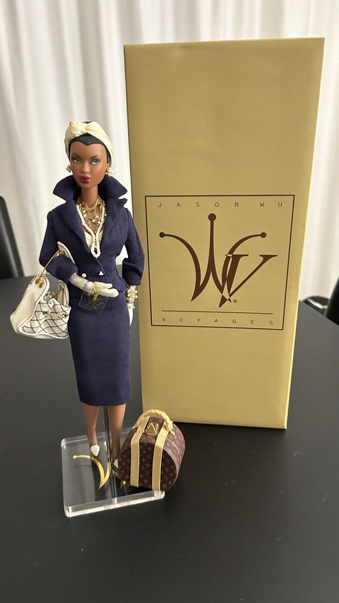 Poupées: Barbie / Jason Wu / Adele – D'occasion à Thalwil par Centrone