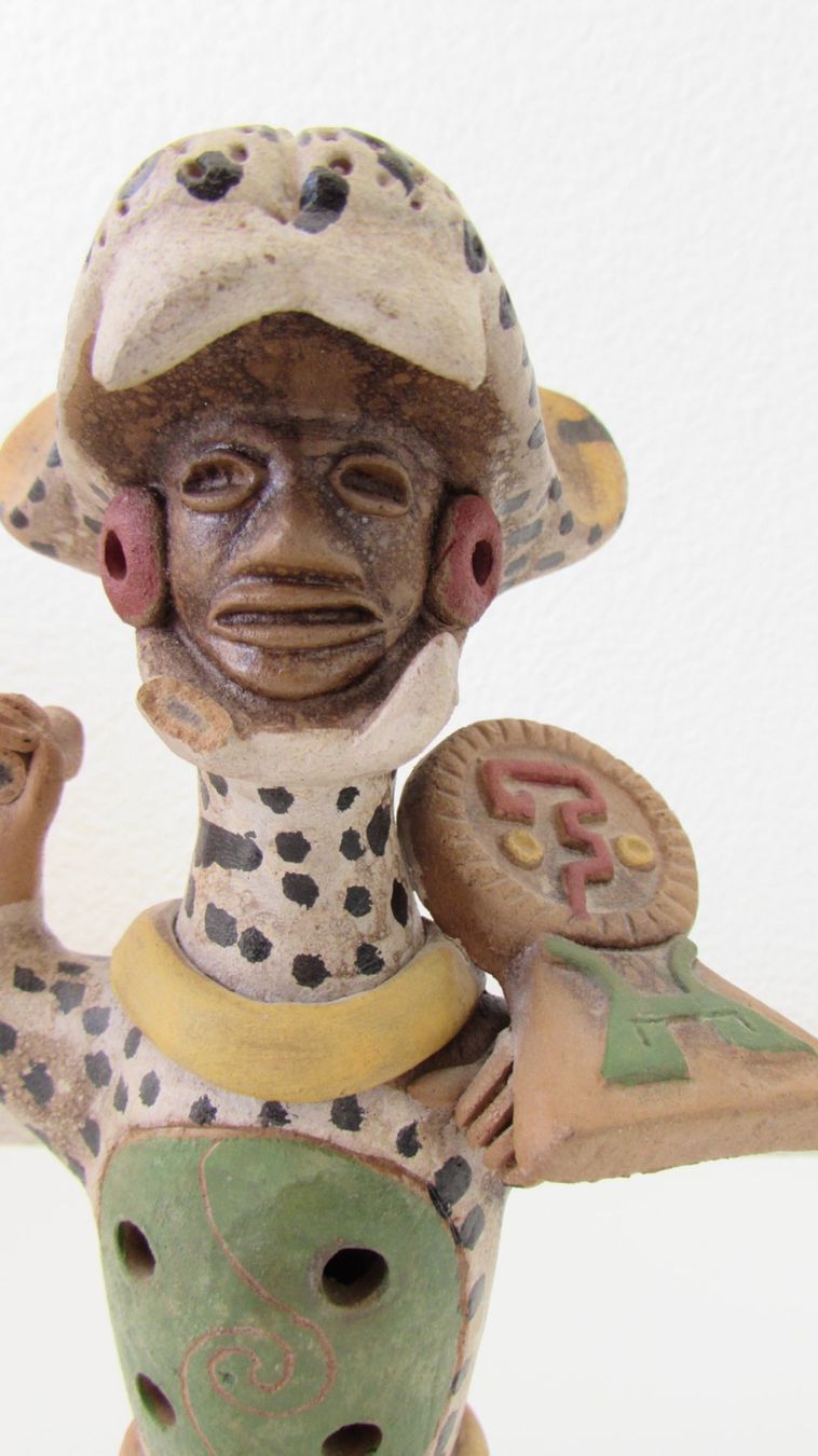 Figuren: Keramikfigur Jaguar Krieger-Frühlingsdeko – Gebraucht aus Weesen von Travelersplace 1