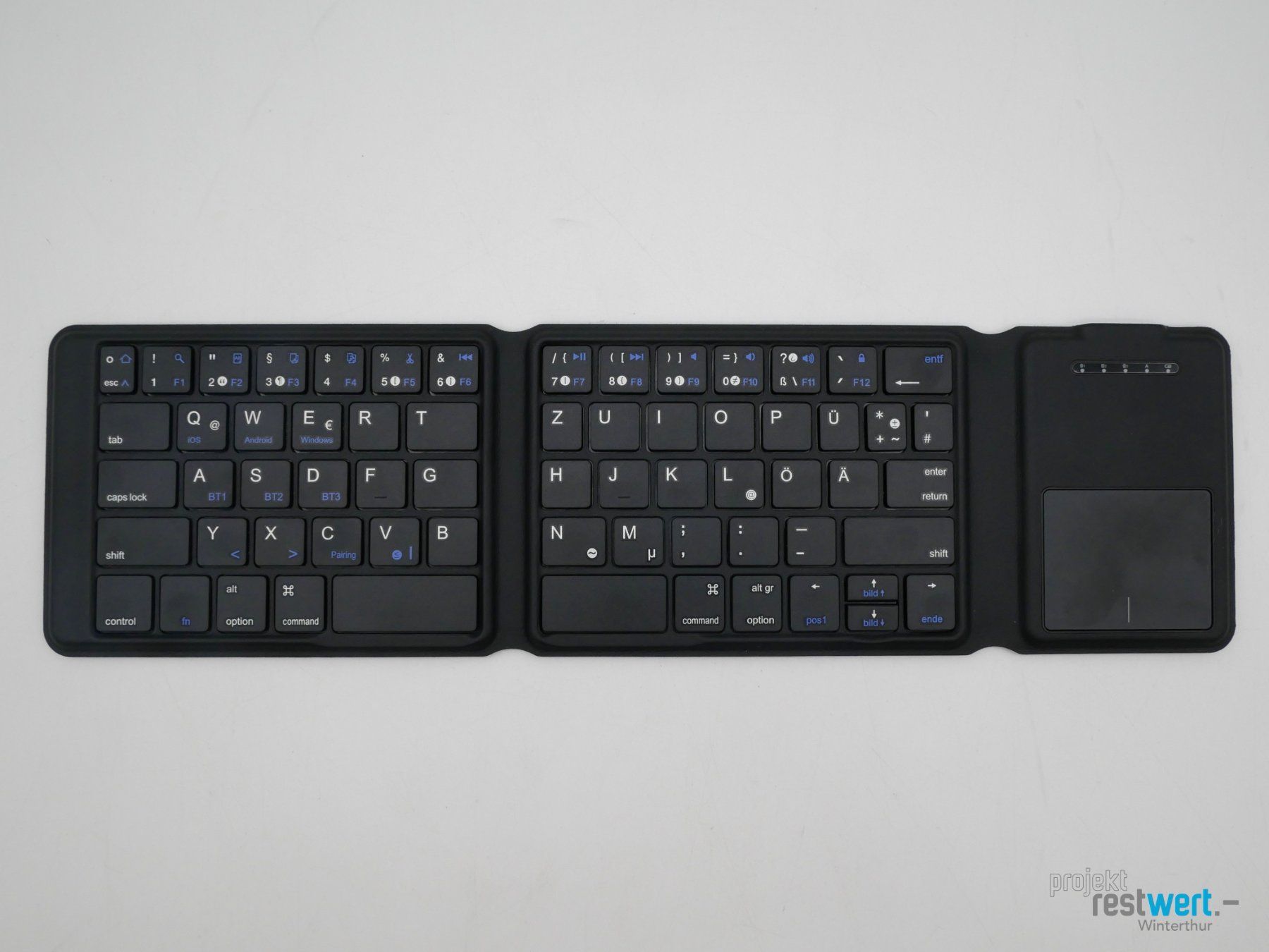 Tastiere: INLINE Faltbare Bluetooth Tastatur Touchpad QWERTZ – Nuovo (secondo la descrizione) da Winterthur venduto da Restwert_Winterthur 1