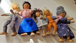 Biegepuppen Holzfiguren Familie Profound für das Puppenhaus