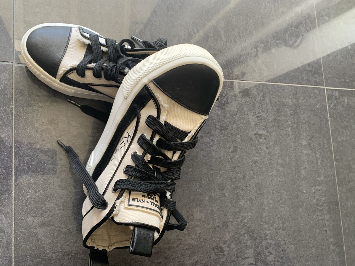 Scarpe da donna: Kendall + Kylie Turnschuhe – Usato da Bergdietikon venduto da zor_856j 1