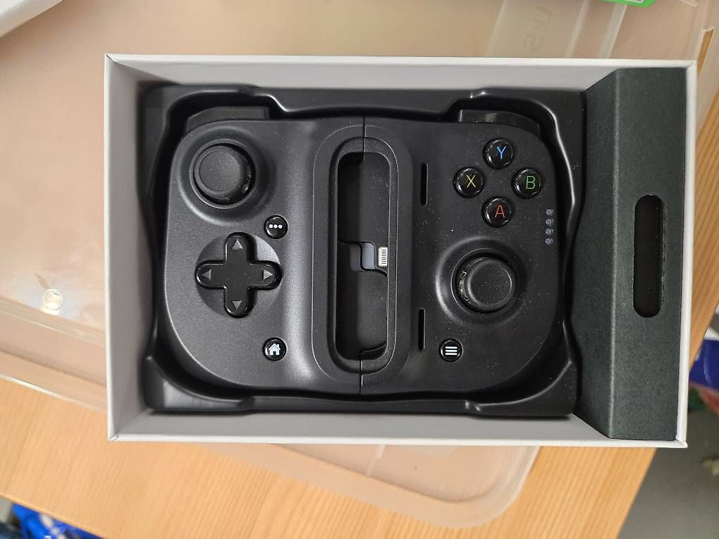 Razer Controller: Kontroller Razer Kishi iOS – Usato da Wil SG venduto da har_6bvb 1