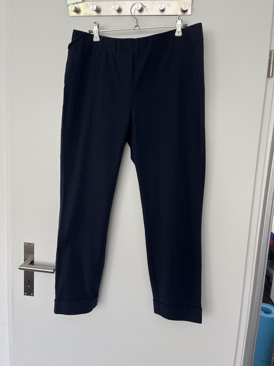 Hosen: Dunkelblaue Hose, Gr. 40, Top Zustand – Gebraucht aus Thun von elshei