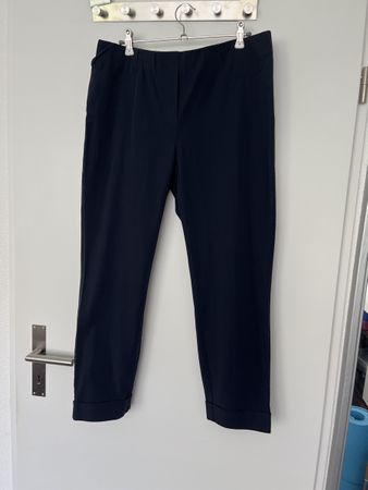 Dunkelblaue Hose, Gr. 40, Top Zustand