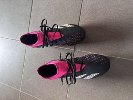 Crampons de foot predator