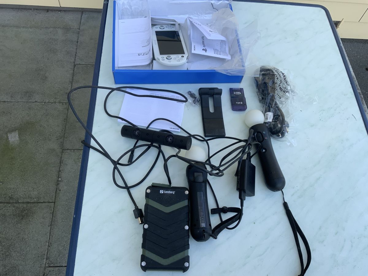 Sony Console: Konsole – Difettoso da Niederuzwil venduto da Miami1999