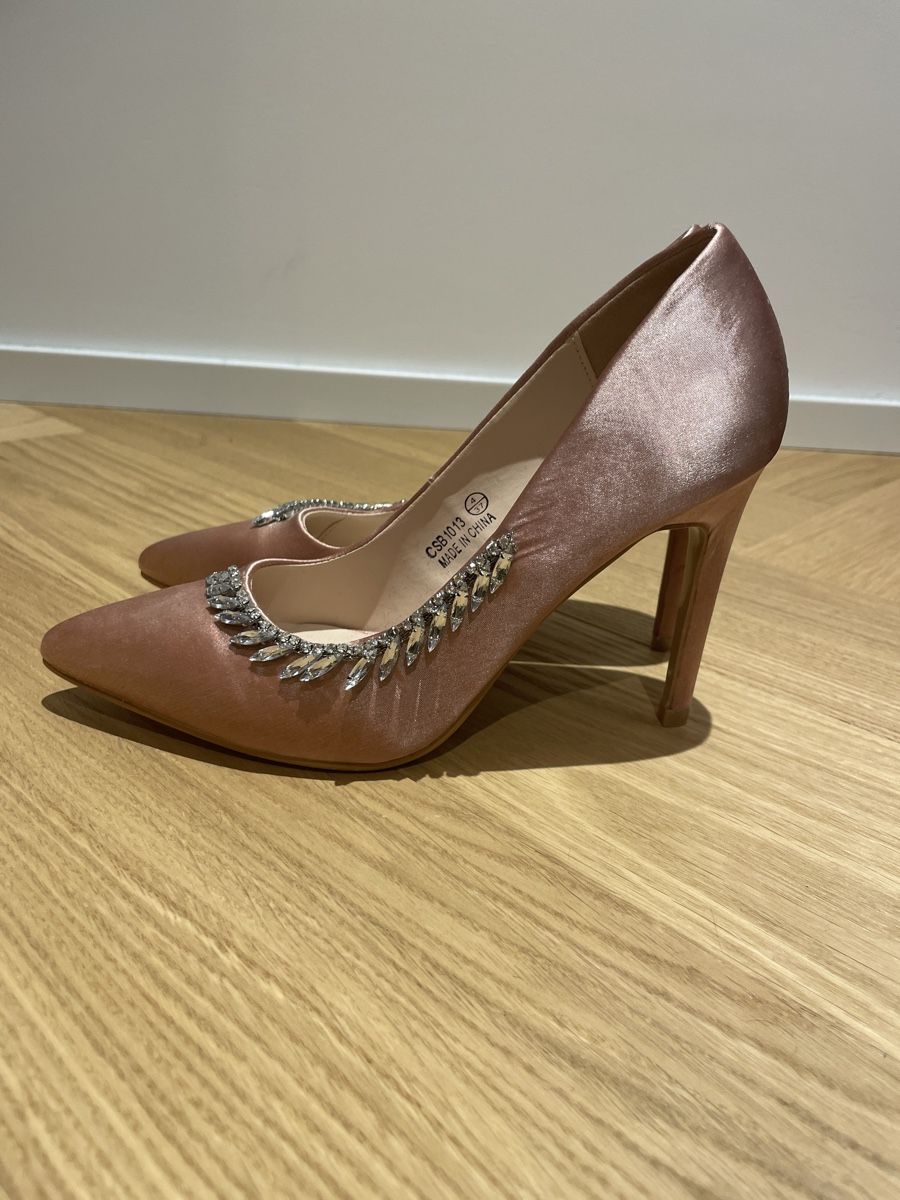 Scarpe da donna: Roséfarbene High Heels von Chi Chi, Gr. 37 – Nuovo (secondo la descrizione) da Arbon venduto da llaauraa 2