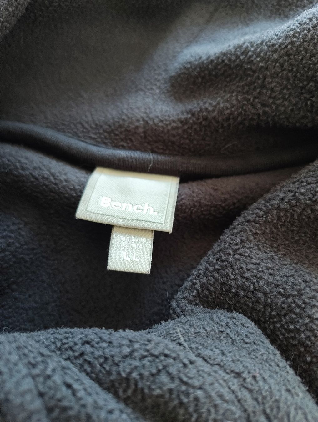 North Face Lotti di vestiti: Fleecejacken Set – The North Face, Vaude, Bench.. – Usato da Sion venduto da Mizzaa 8
