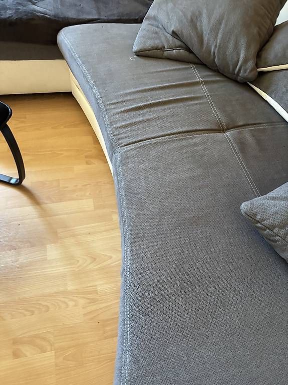 Divani: Sofa mit Led und Lautsprecher – Usato da Brittern venduto da Mi-rot 6