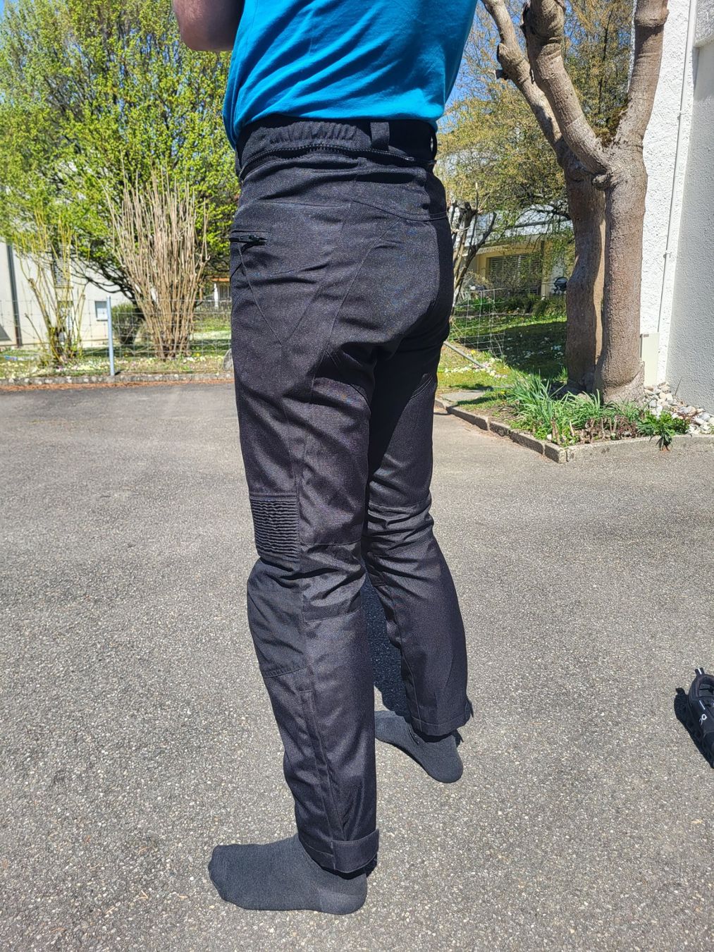 IXS Hosen: Motorbike pants IXS size S with inner layer – Gebraucht aus Wallisellen von ire_z2yn 2
