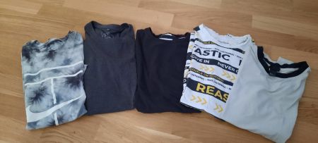 ***Kleiderpaket*** 5 Shirt diverse Grössen S-L