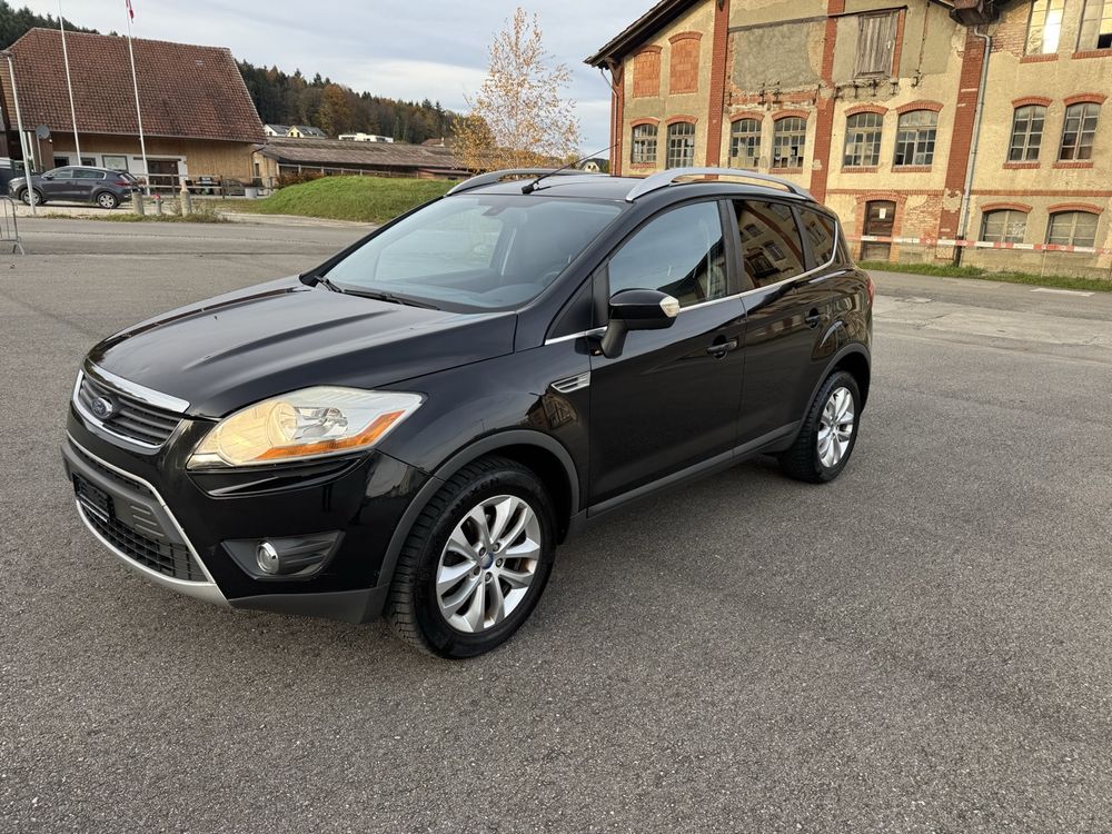 Ford Kuga Benzinnull