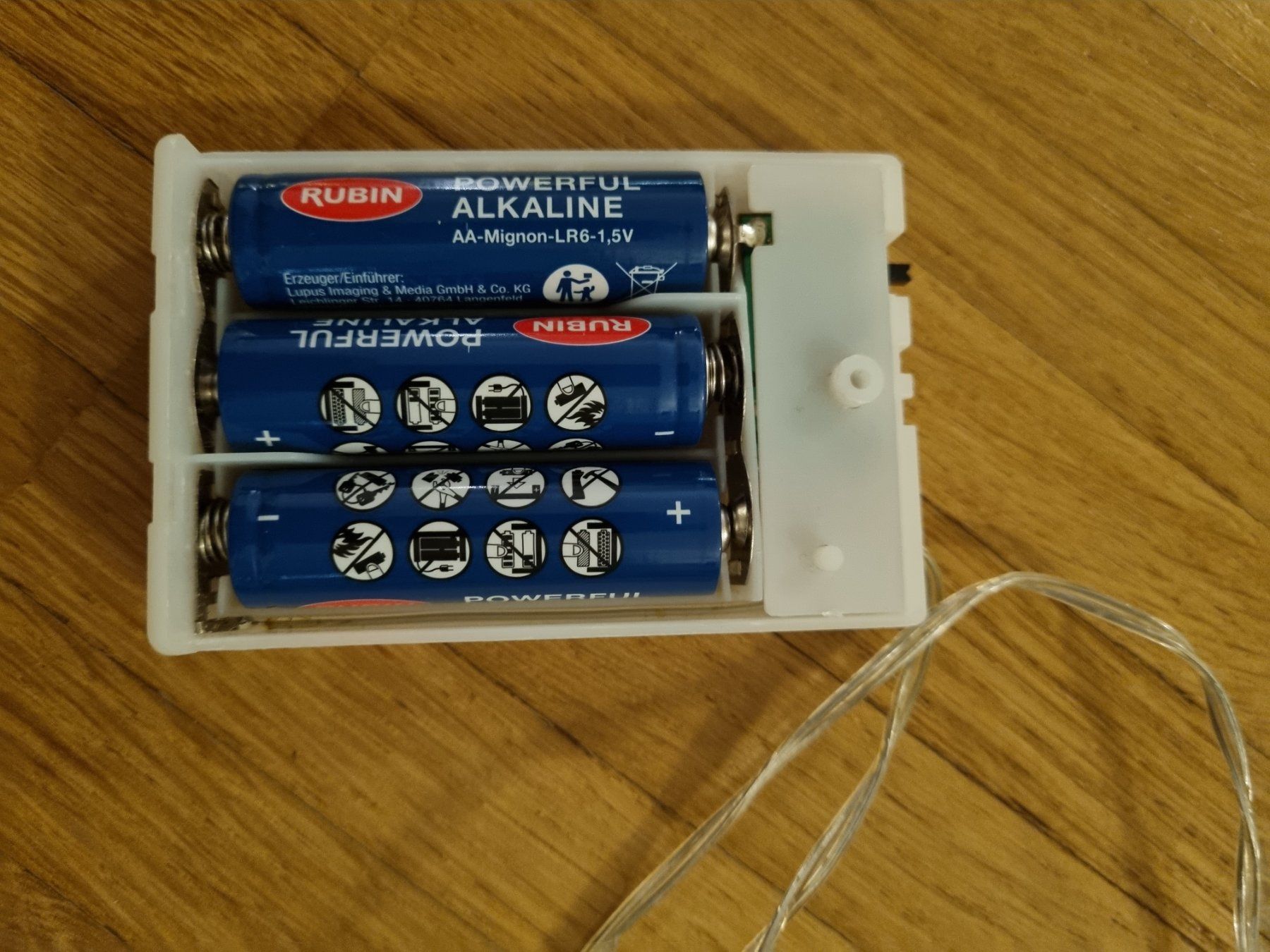 Ghirlande e barre luminose: Lichterkette mit Timer / Batteriebetrieb – Usato da Zofingen venduto da Felpa 2