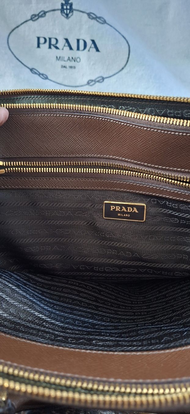 Prada Sacs femmes: PRADA Saffiano Original – Neuf avec emballage d'origine à Niederoenz par bicicum 6