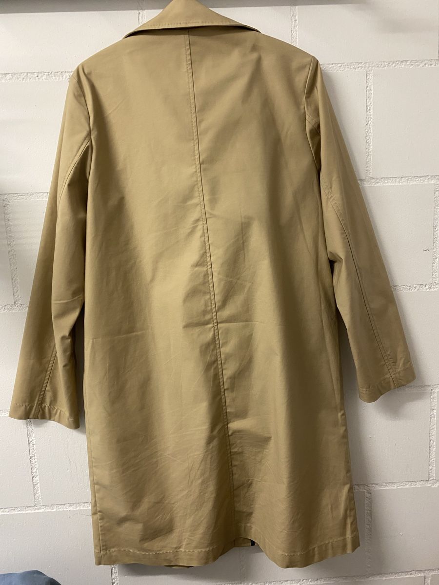 Esprit Cappotti: Esprit Regenmantel beige 34 – Usato da Thun venduto da Rolbabs 1