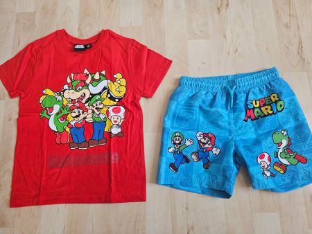 Badehose und ein T-Shirt Grösse 116