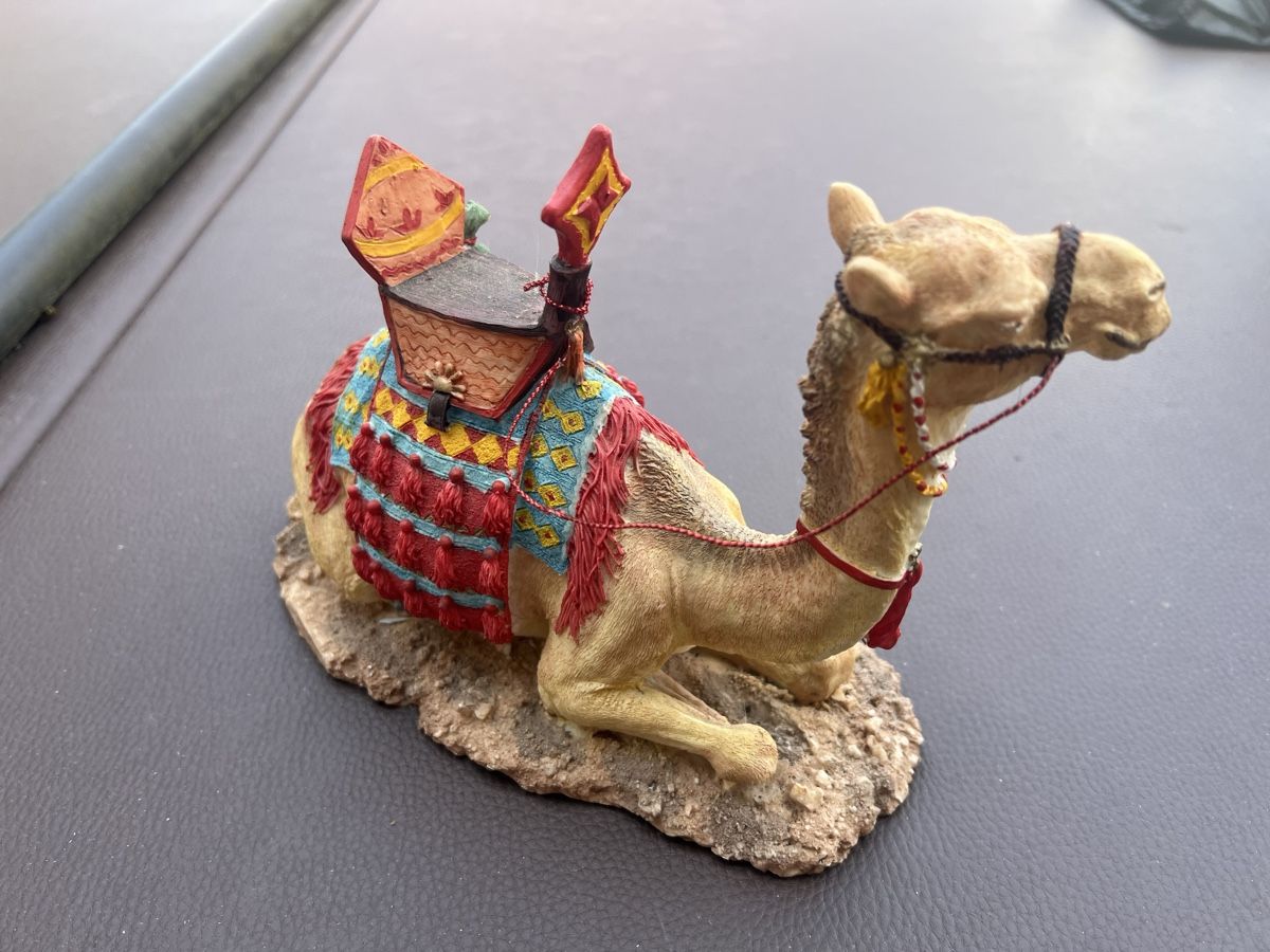 Tutte le decorazioni: Dekofigur Kamel liegend mit Sattel Dekoration 18cm – Usato da Zauggenried venduto da Mr-Jackman 3