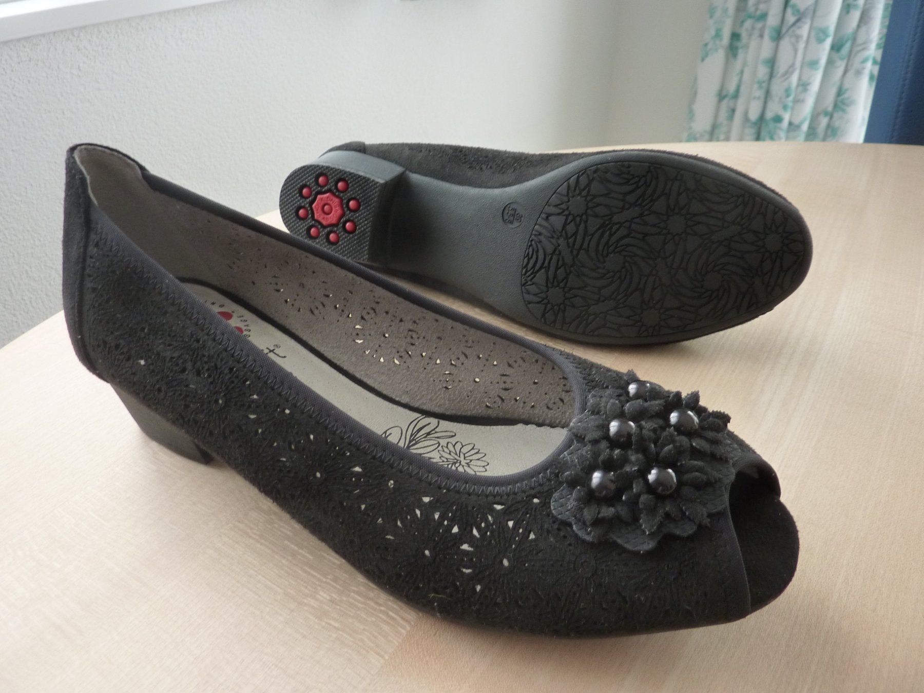 Scarpe da donna: Damenschuhe – Nuovo (secondo la descrizione) da Gelfingen venduto da btrottmann