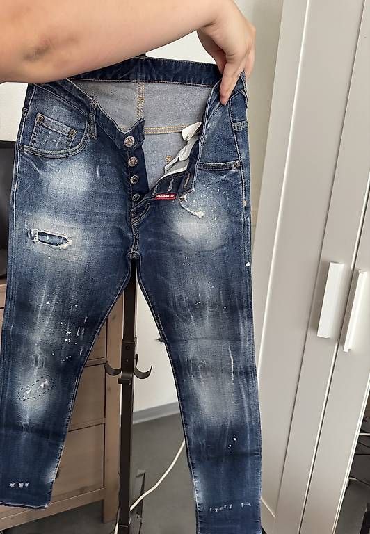 Jeans: Dsquared2 Jeans – Gebraucht aus St. Gallen von gom_cp6k