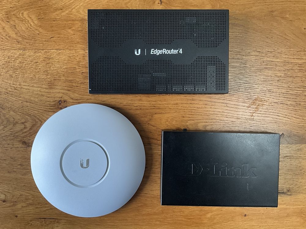 Edgerouter 4 PoE Switch AC Pro Homenetworking set (Gebraucht) in Zürich ...